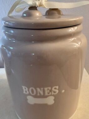 NWT RAE DUNN "BONES" CANISTER TAN
